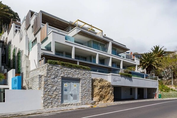 Exterior - Boulders Views, Camps Bay, Cape Town (Cape Town)