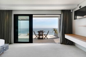 Apartment, 4 Bedrooms, Accessible, Balcony | 4 bedrooms