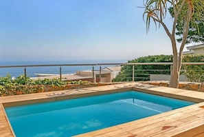 Exterior - Stunning Three-bedroom Villa (Cape Town)