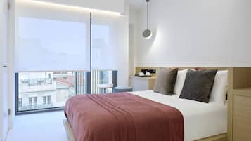 Basic-rum | Värdeförvaringsskåp på rummet, ljudisolering och strykjärn/strykbräda