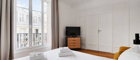 1 bedroom, iron/ironing board, WiFi, bed sheets