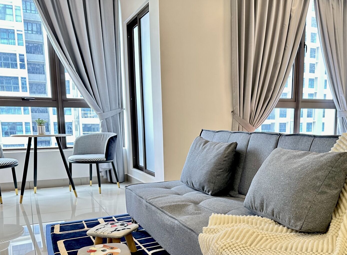 Comfort Studio, Berbilang Katil, Kitchen, City View | Meja, langsir/tirai gelap terus, kalis bunyi, seterika/papan seterika 