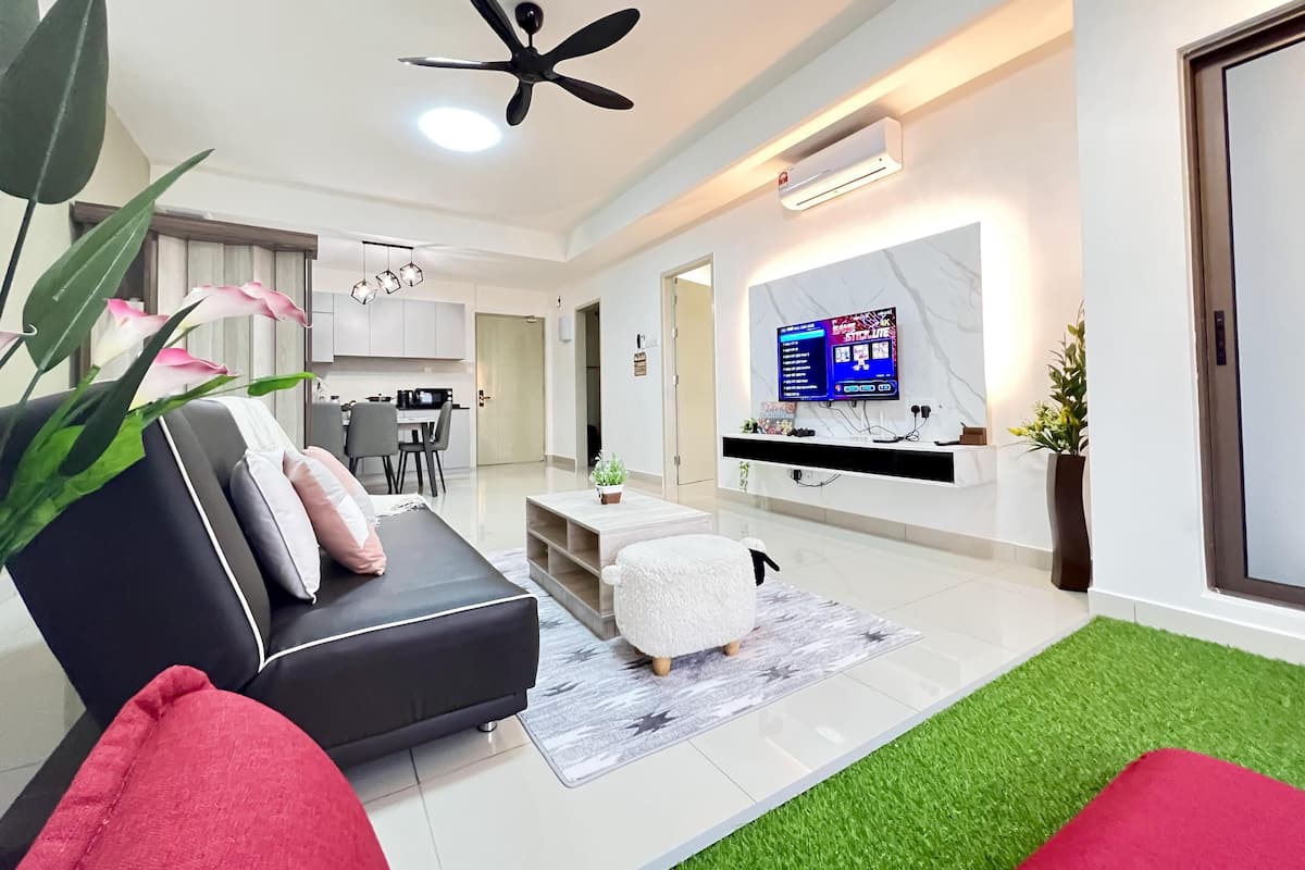 Appartamento Classic, 1 camera da letto, accessibile ai disabili, vista mare | Area soggiorno | Smart TV, console per videogiochi, Netflix, servizi in streaming