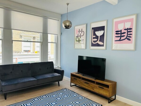 First Floor Family Apartment | Living area - Gorgeous split level Belsize Park Apt (London)