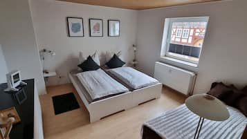 1 dormitorio, cuna de viaje, wifi y ropa de cama