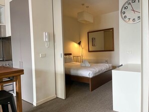 1 soverom, strykejern/-brett, wi-fi og sengetøy