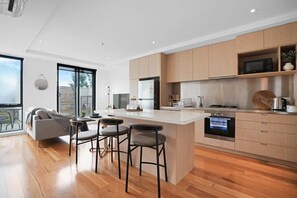 Fridge, microwave, oven, stovetop - Hawksburn Village - 2 Bed Apt in Central Prahran (Prahran)
