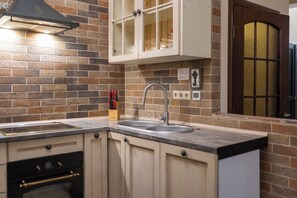 Fridge, microwave, oven, stovetop - Top location/Special designed1BR/Selfcheckin (Yerevan)