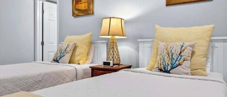 2 bedrooms, iron/ironing board, free WiFi, bed sheets