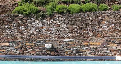 No Coração do Douro, Entre o Pinhão e Favaios, um Espaço de paz e Serenidade