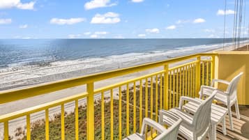 Signature Condo, 3 Bedrooms, Balcony, Ocean View | Balcony view