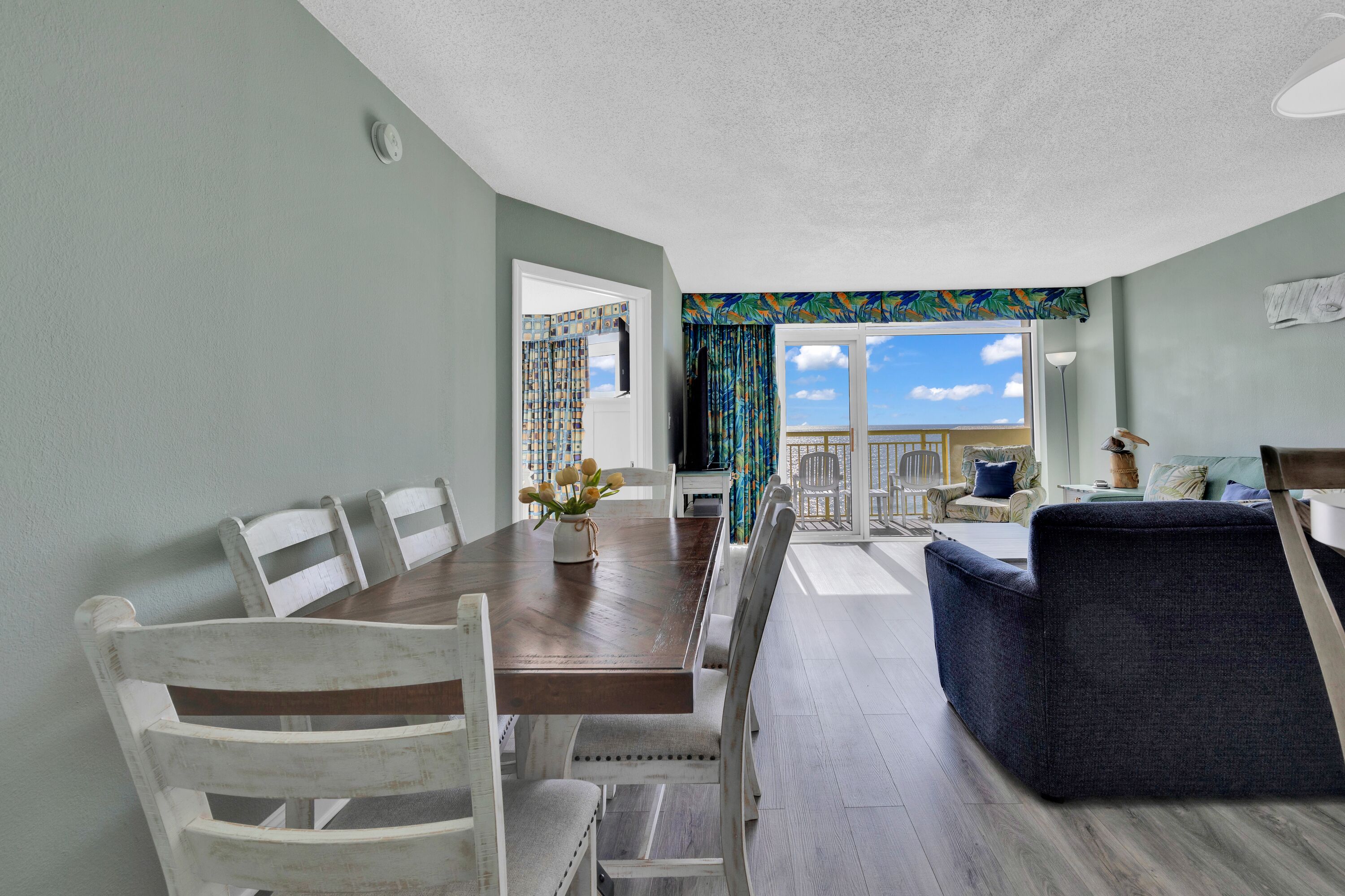 特色公寓客房, 3 間臥室, 陽台, 海景 | 房內用餐區