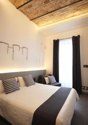 Deluxe Suite, 1 Queen Bed, Non Smoking, City View | Premium bedding, down comforters, memory foam beds, in-room safe - VESUCHARME Suite Luxury Room (Naples)