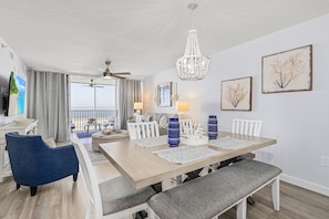 Condo, 2 Bedrooms | Dining