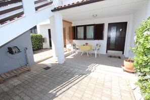 Terrace/patio - Apartment Irena (Pula)