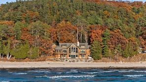 Exterior - Beautiful House on Lake Michigan! 10 Minutes HS! Private Sandy Beach! (Harbor Springs)
