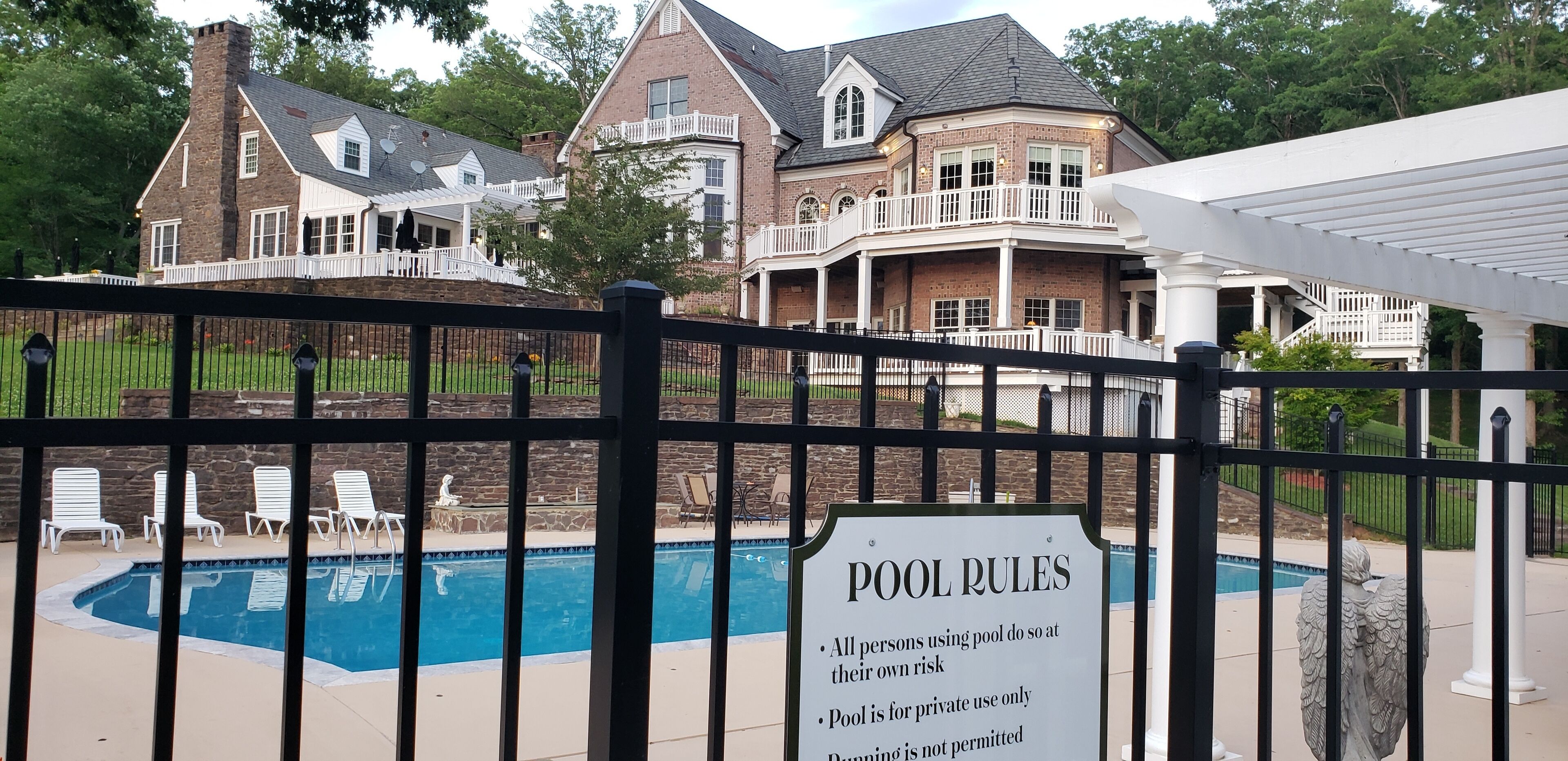 Country Farm Estate - The Manor at Courtland Farm - Sleeps up to 20 people. 