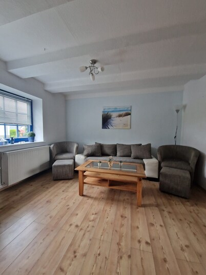 Relaxed Family Vacation in Cozy Lakeside Double House with Dog-Friendly Garden