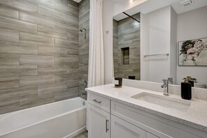 Shower, hair dryer, towels - Luxury Retreat in Secret Paradise (Bonita Springs)