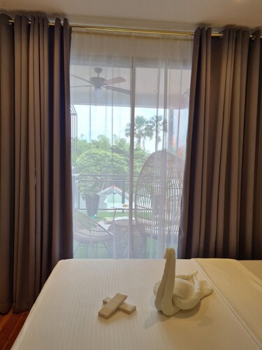 Hotel Pressie by SMS Hospitality