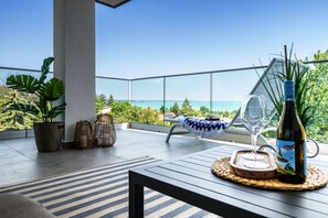 Premium-Apartment, 2 Schlafzimmer | Terrasse/Patio