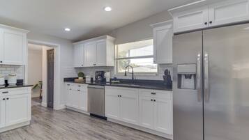 Maison (2 Bedrooms) | Cuisine privée | Serviettes en papier