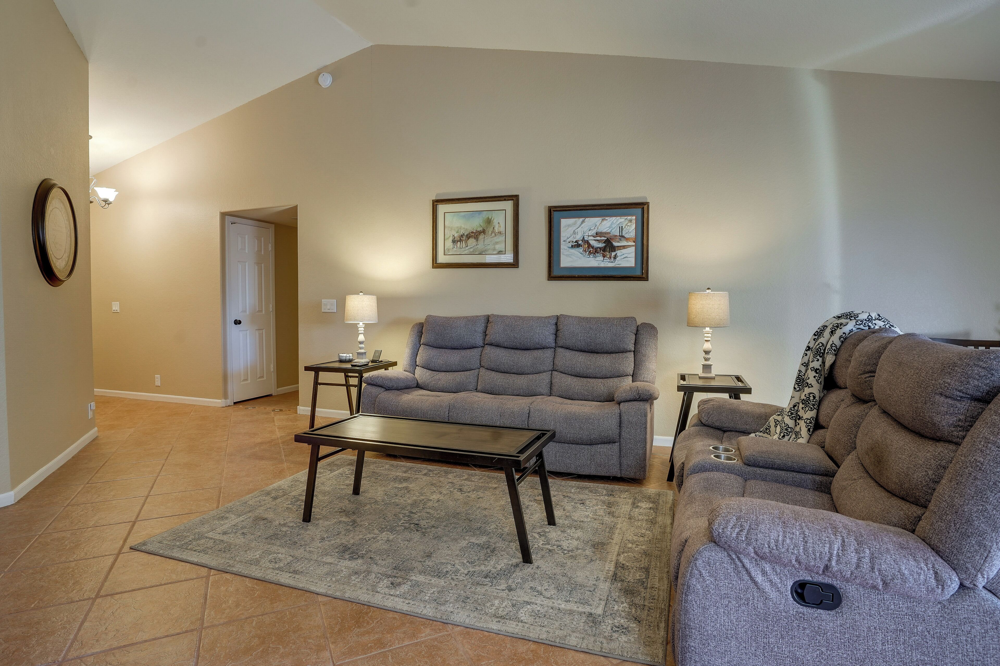 المنشأة من الداخل