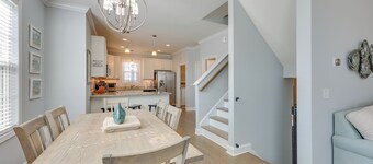 Townhome w/ 2 Decks: Walk to Ocean!