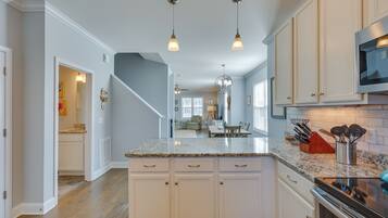 Apartment (3 Bedrooms) | Interior