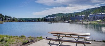 브라이언 헤드 스키 콘도 - Giant Steps Lift까지 걸어가세요!