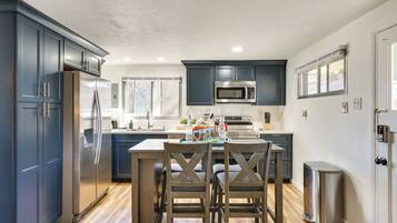 House (1 Bedroom) | Interior