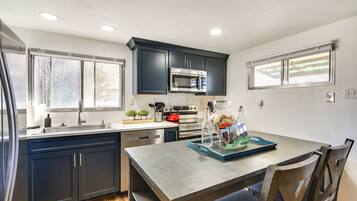 House (1 Bedroom) | Interior