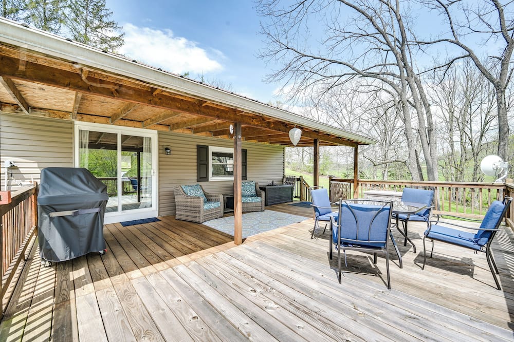 Cozy Huntingdon Escape: 19 Mi to Penn State Univ! - Belleville, PA
