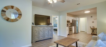 Gulfport Home w/ Fire Pit: Rv/trailer Parking