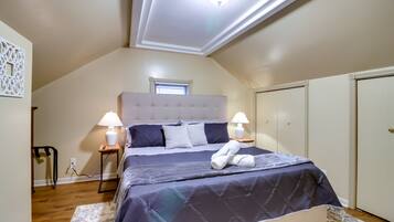 Cottage (3 Bedrooms) | 3 bedrooms, iron/ironing board, bed sheets