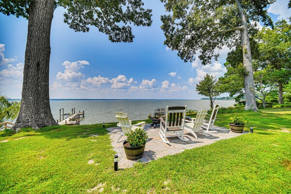 Waterfront Gloucester Cottage W/ Private Boat Dock - Seaford, VA