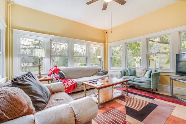 Eau Claire Retreat: Close To Campus & Dtwn! - Fall Creek, WI