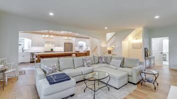 Rumah (5 Bedrooms) | Interior