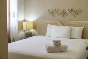 3 habitaciones, escritorio, tabla de planchar con plancha y wifi gratis 