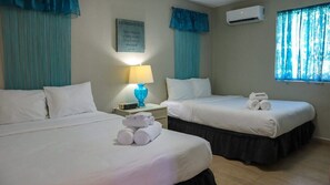 3 Schlafzimmer, Schreibtisch, Bügeleisen/Bügelbrett, kostenloses WLAN