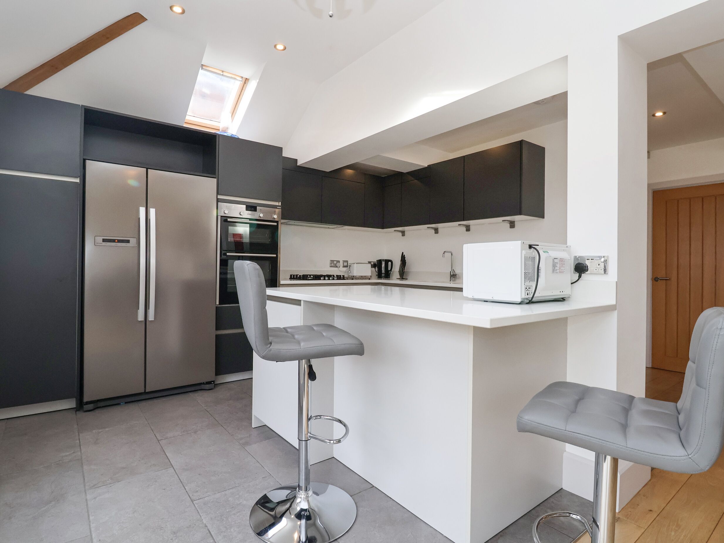 Fridge, dishwasher, electric kettle, toaster