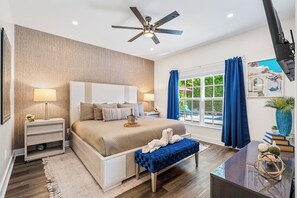 Skrivebord, strygejern/strygebræt, weekendseng, Wi-Fi