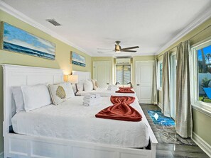 Iron/ironing board, travel crib, free WiFi, bed sheets - Waterfront Htd Pool, Spa, Billiards, Lanai, Canal (Delray Beach)