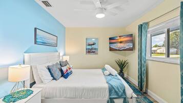 4 slaapkamers, een strijkplank/strijkijzer, reisbedje, gratis wifi