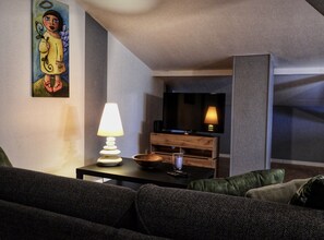 TV