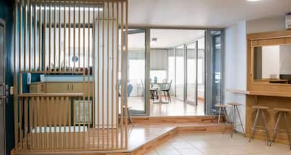 Urban Downtown Suite