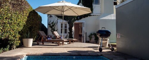 Cook’s Cottage, Franschhoek village