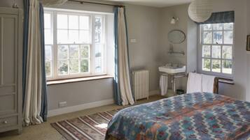 6 chambres, Wi-Fi, draps fournis