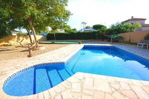 Piscine extérieure