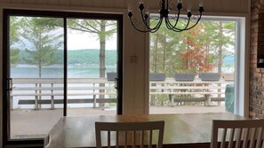 Dining - Big waterfront cottage Lake Achigan - Laurentides (St-Hippolyte)